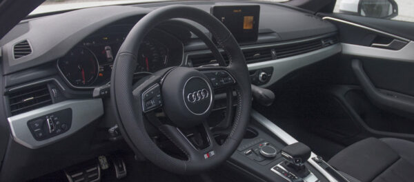 Aro sob o volante K5 easy-fit – AUDI A4 S-LINE